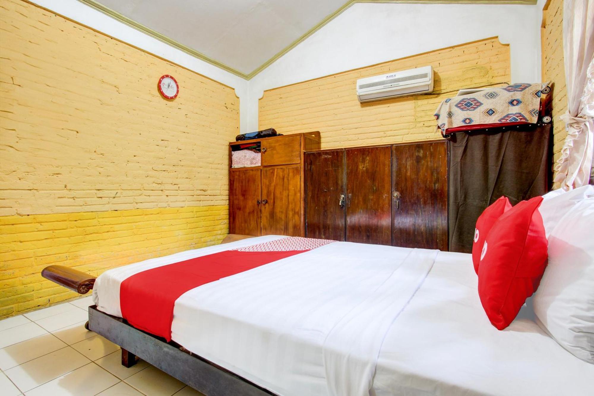 Oyo 94000 Omah Citra Genia Homestay Ngaglik Eksteriør bilde